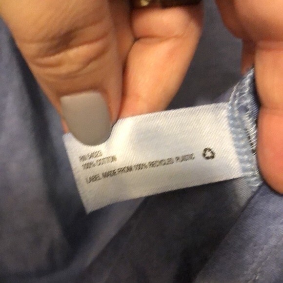 Gap long sleeve size medium blue Ombre with front pocket - Picture 7 of 7